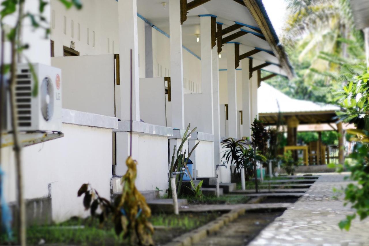 Sari Laut Apartment Gili Meno Luaran gambar